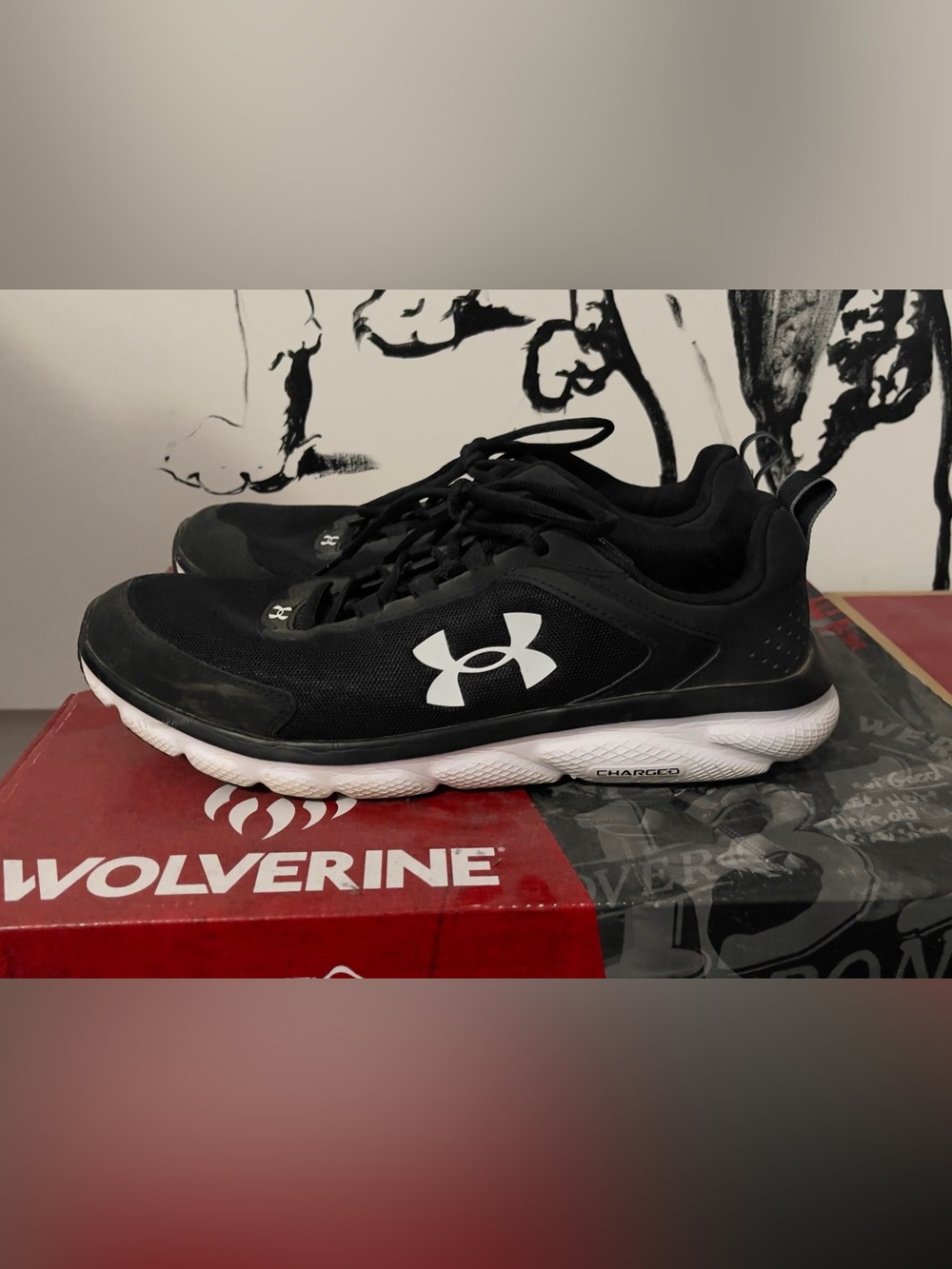Under Armour Men’s Black and White Running/Training Shoes